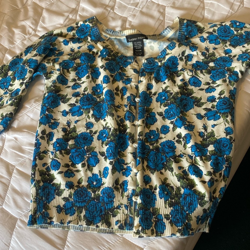 Cropped cardigan